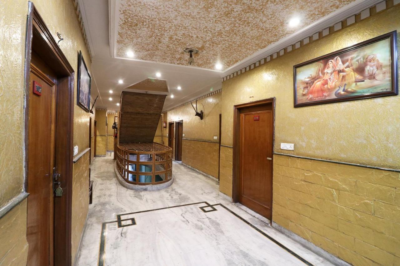 Oyo 29304 Hotel Pooja Yamuna Nagar Exterior photo
